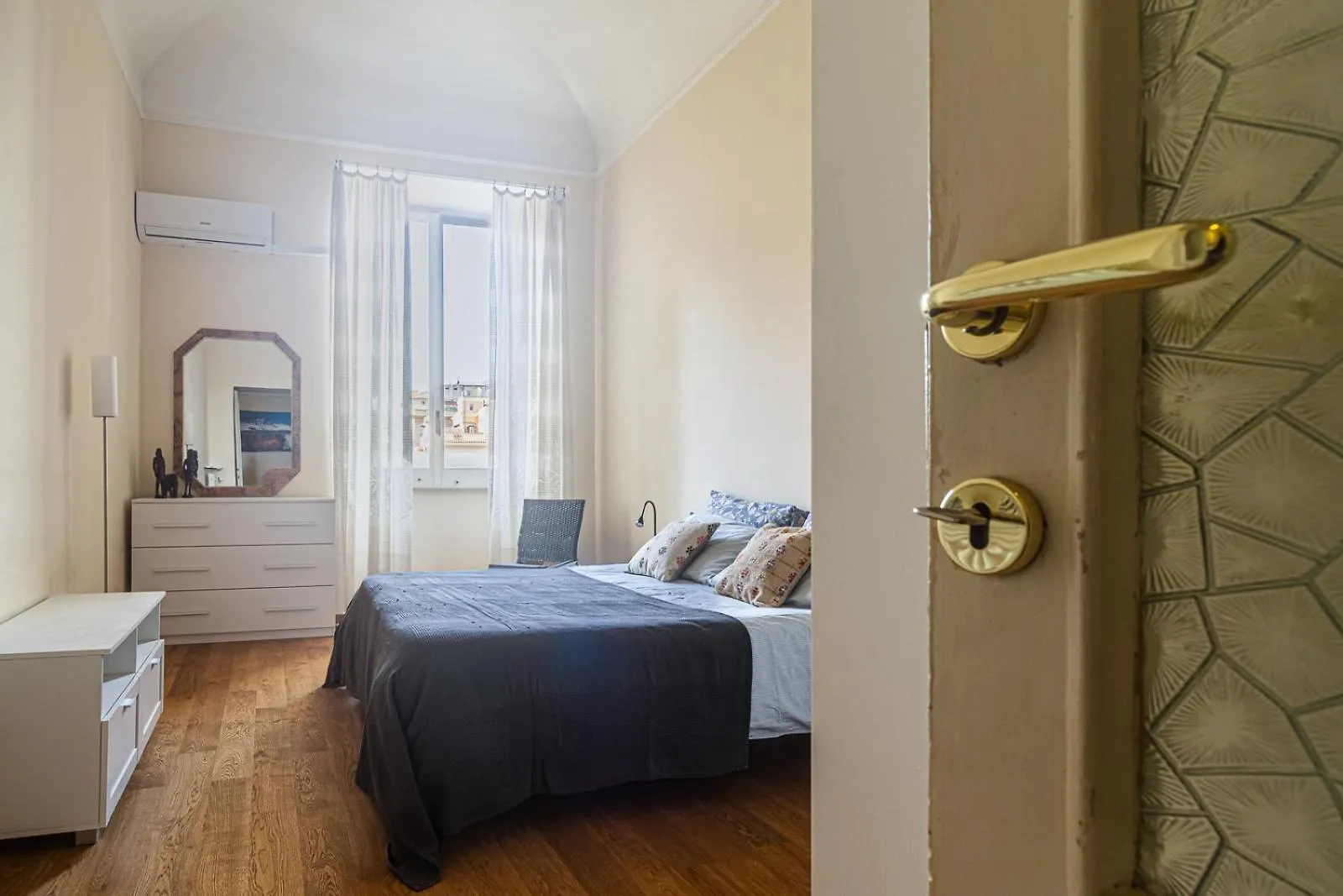Porta Pia * * * * * - Luxury Flat Apartment Rome